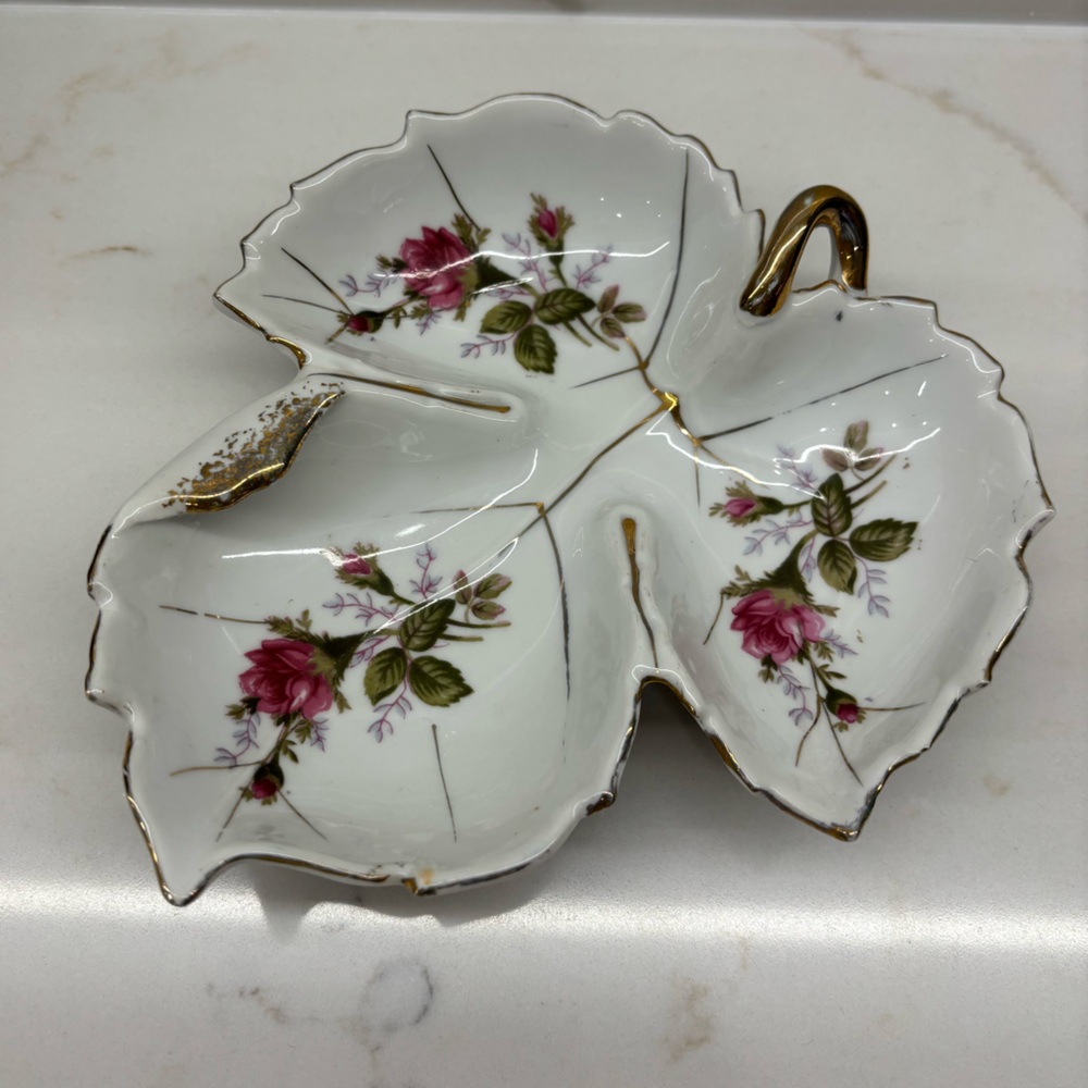 Vintage Napco Leaf Shaped Dish with Gold Rim Gilded Hollywood Regency Rose Plate